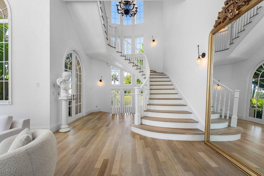 待售: $5,950,000 (6 贝兹, 7 浴室, 6351 平方英尺)