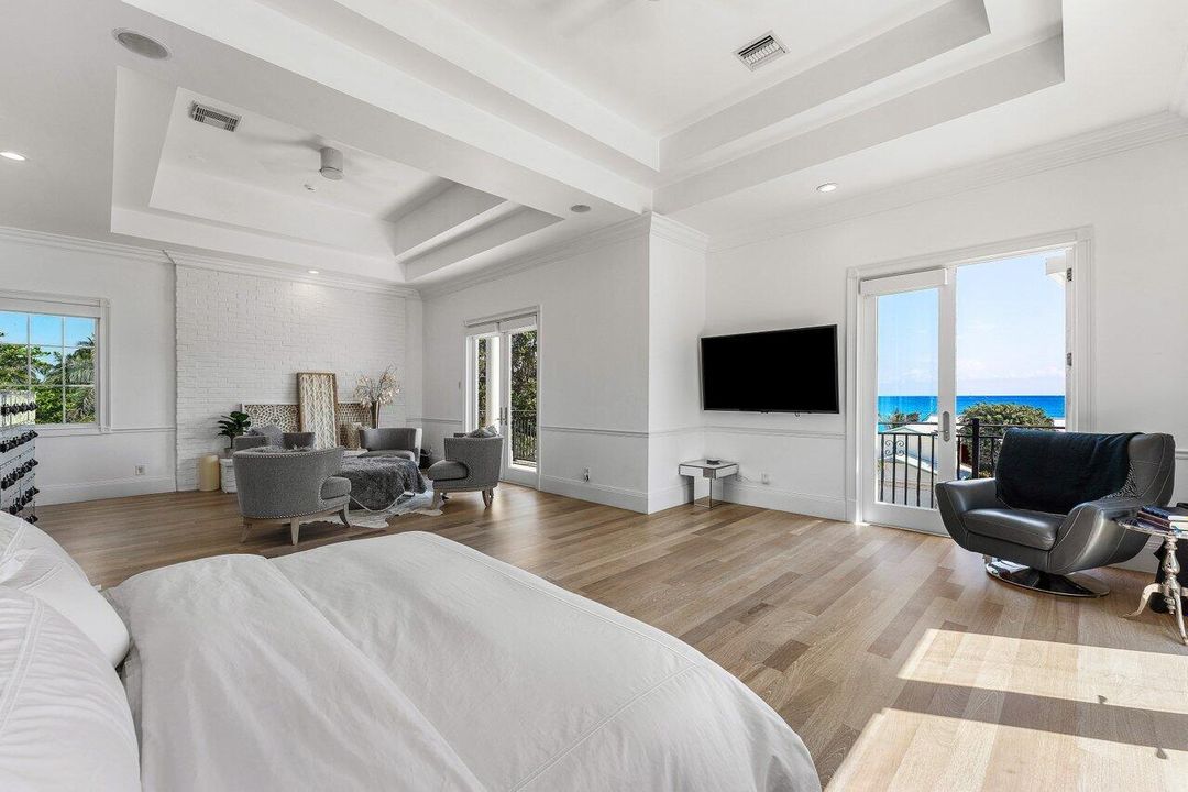 待售: $5,950,000 (6 贝兹, 7 浴室, 6351 平方英尺)