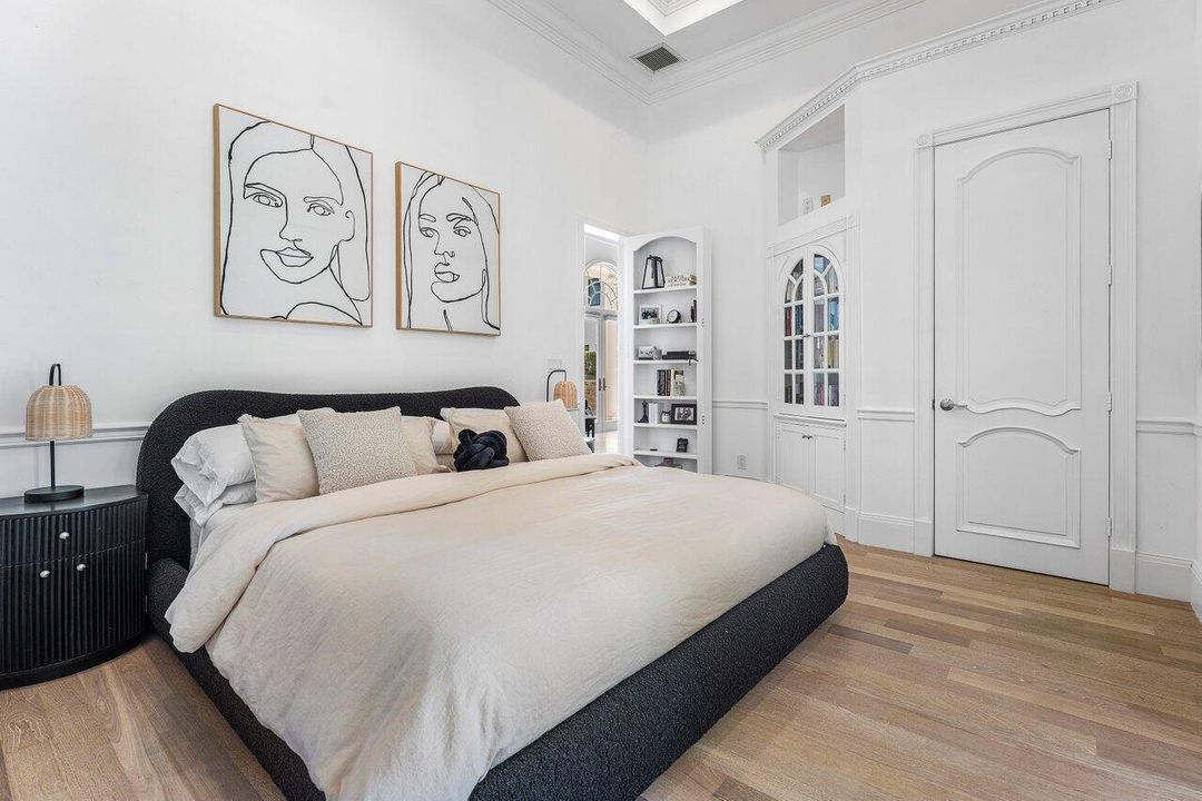 待售: $5,950,000 (6 贝兹, 7 浴室, 6351 平方英尺)