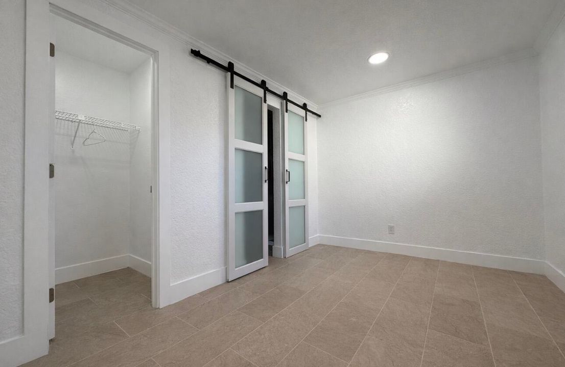 В аренду: $2,750 (3 спален, 2 ванн, 980 Квадратных фут)