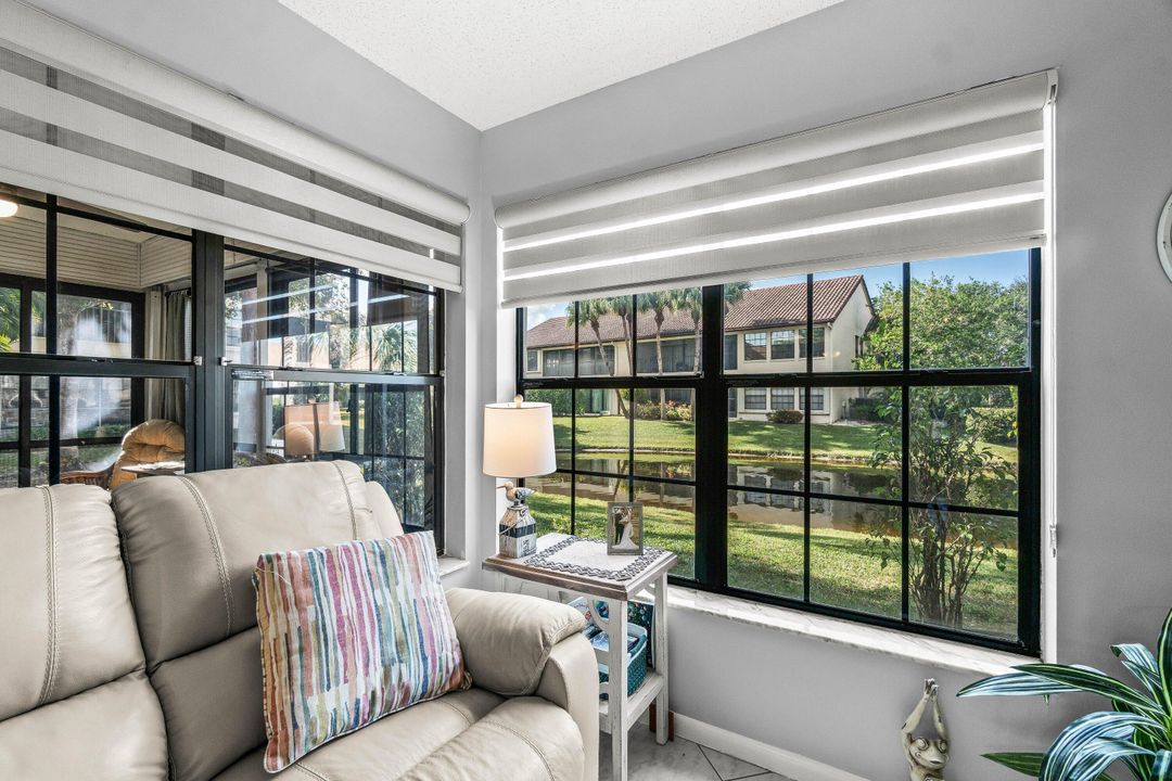 待售: $189,900 (2 贝兹, 2 浴室, 1231 平方英尺)