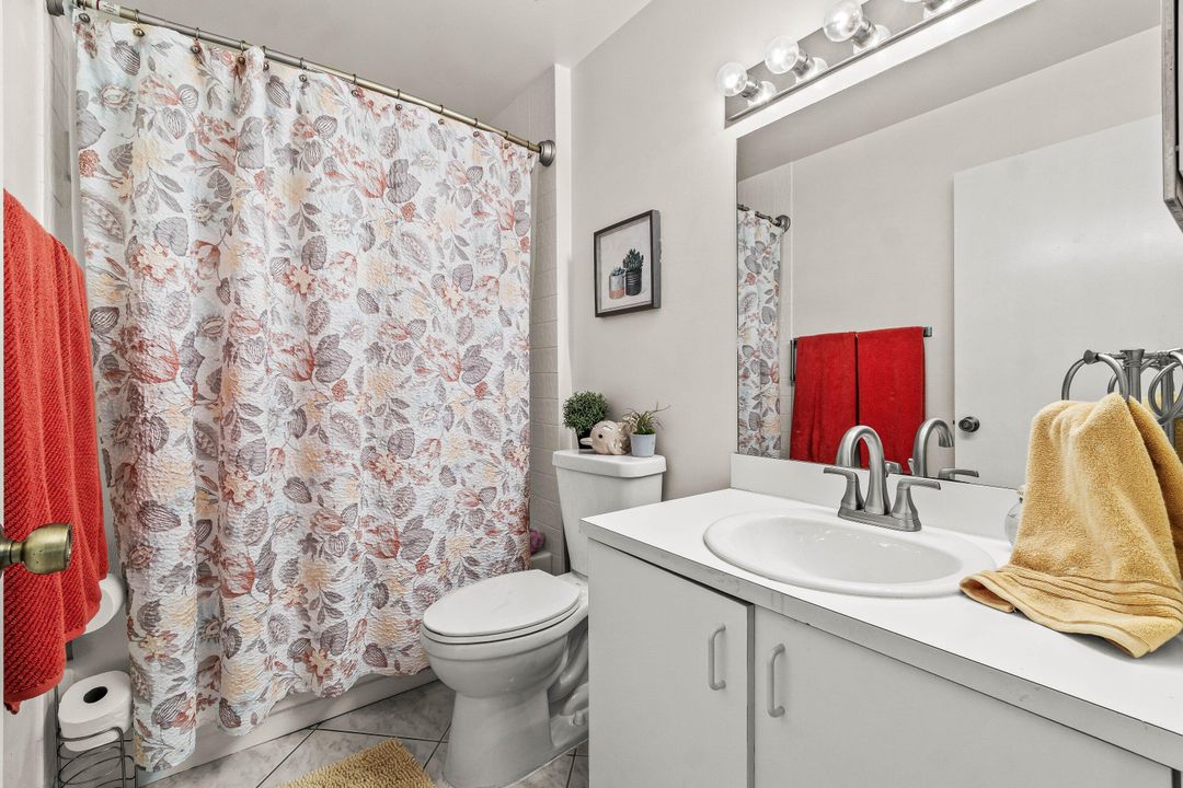 待售: $189,900 (2 贝兹, 2 浴室, 1231 平方英尺)