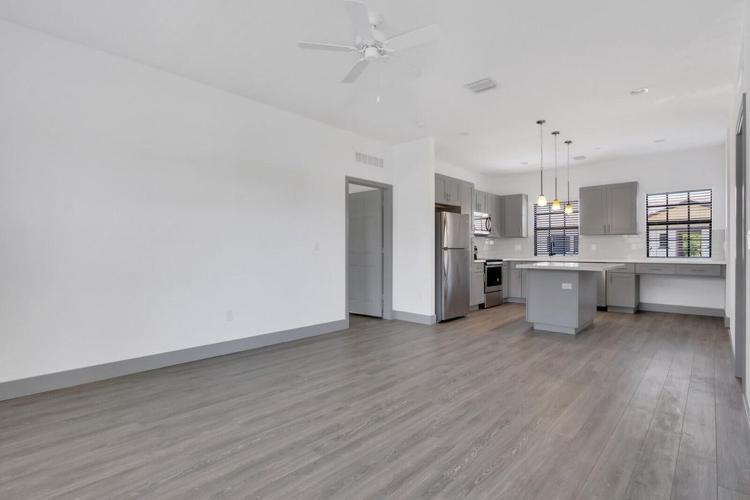 En Renta: $2,500 (2 camas, 2 baños, 1100 Pies cuadrados)