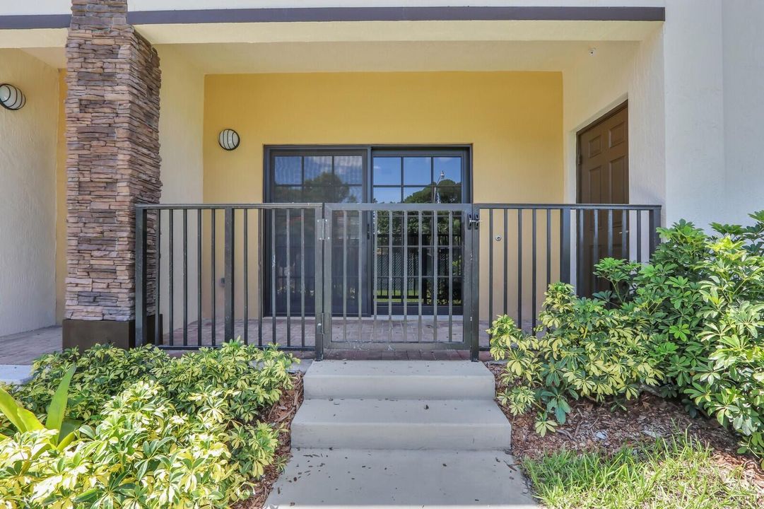 En Renta: $2,500 (2 camas, 2 baños, 1100 Pies cuadrados)