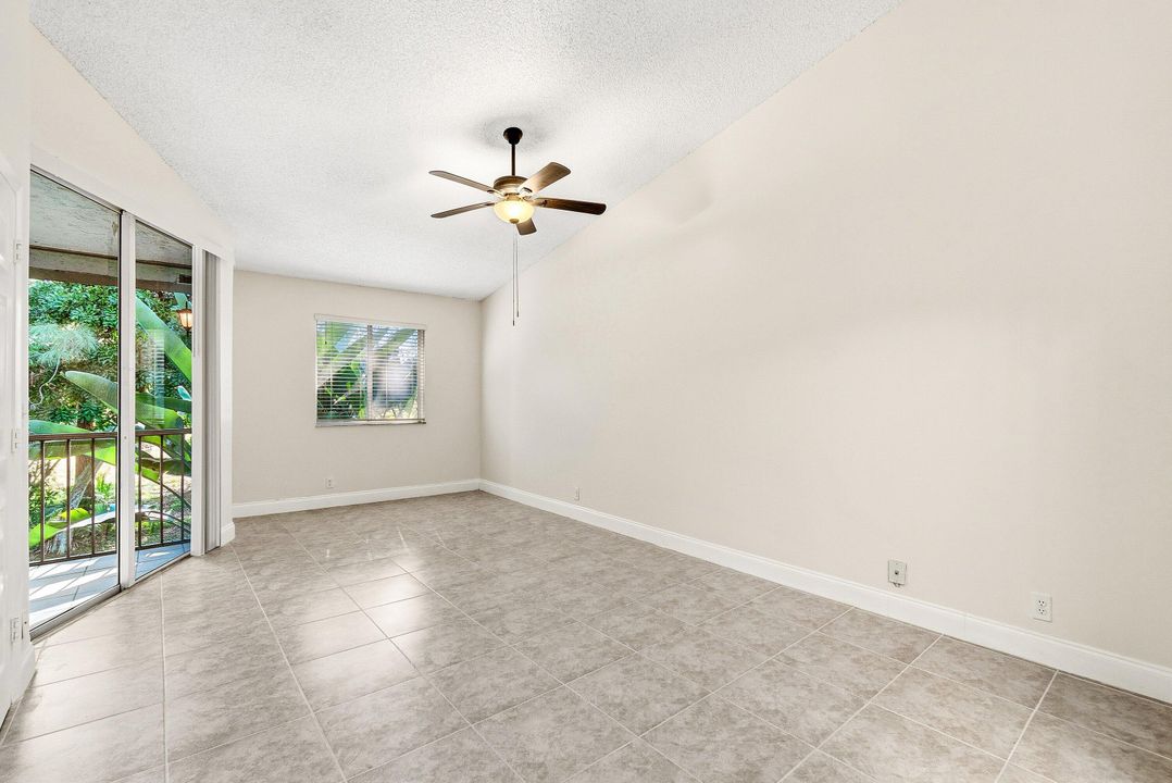 待售: $325,000 (3 贝兹, 2 浴室, 1516 平方英尺)