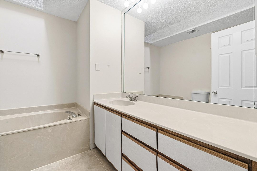 待售: $325,000 (3 贝兹, 2 浴室, 1516 平方英尺)