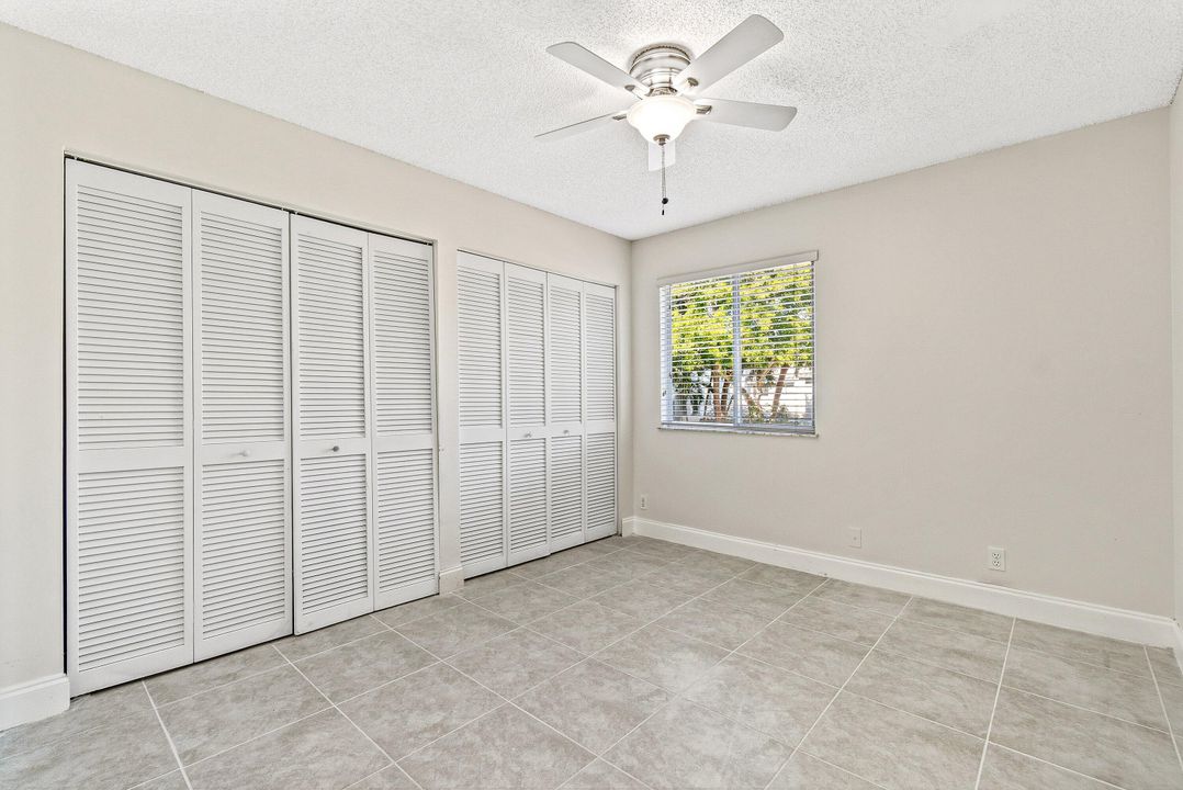 待售: $325,000 (3 贝兹, 2 浴室, 1516 平方英尺)