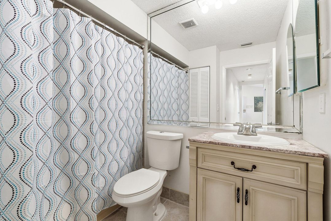 待售: $325,000 (3 贝兹, 2 浴室, 1516 平方英尺)