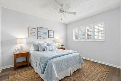 For Sale: $159,000 (2 beds, 2 baths, 963 Square Feet)