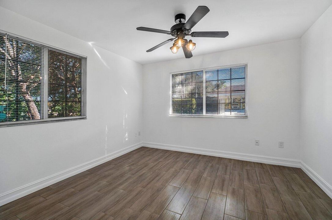 For Rent: $2,700 (3 beds, 2 baths, 1175 Square Feet)