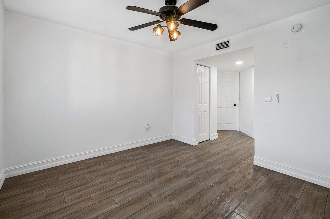 For Rent: $2,700 (3 beds, 2 baths, 1175 Square Feet)