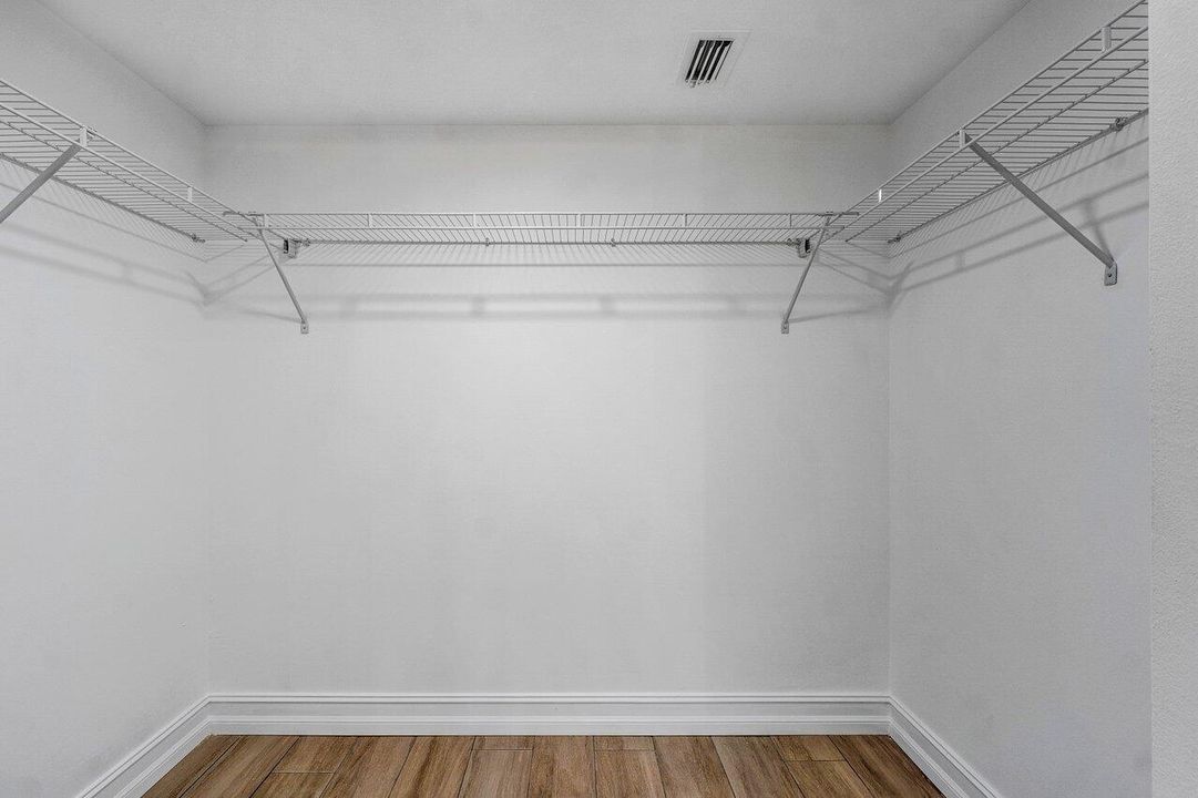 For Rent: $2,700 (3 beds, 2 baths, 1175 Square Feet)