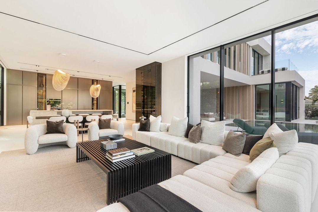 На продажу: $24,445,000 (6 спален, 8 ванн, 7284 Квадратных фут)