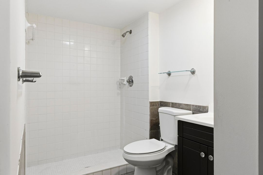 For Sale: $295,000 (3 beds, 3 baths, 1488 Square Feet)