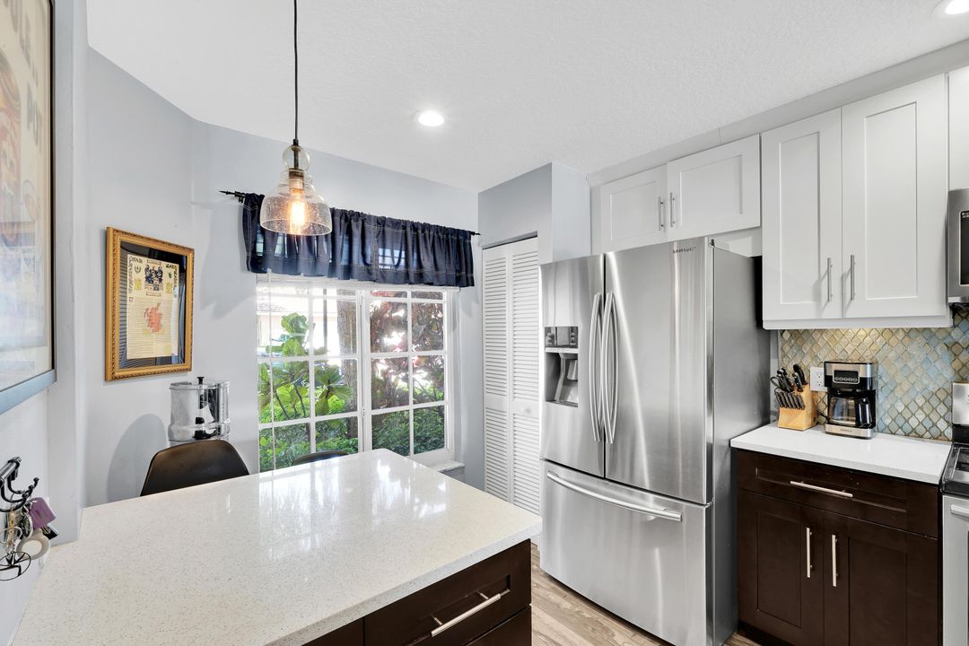 For Sale: $569,900 (3 beds, 2 baths, 1776 Square Feet)