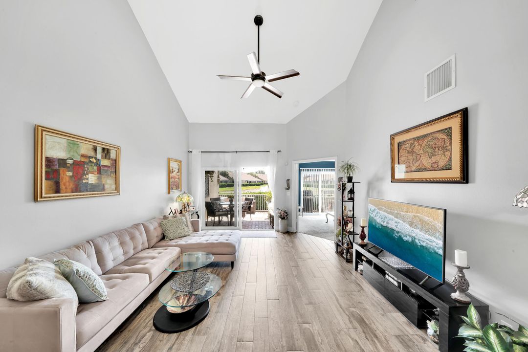 For Sale: $569,900 (3 beds, 2 baths, 1776 Square Feet)