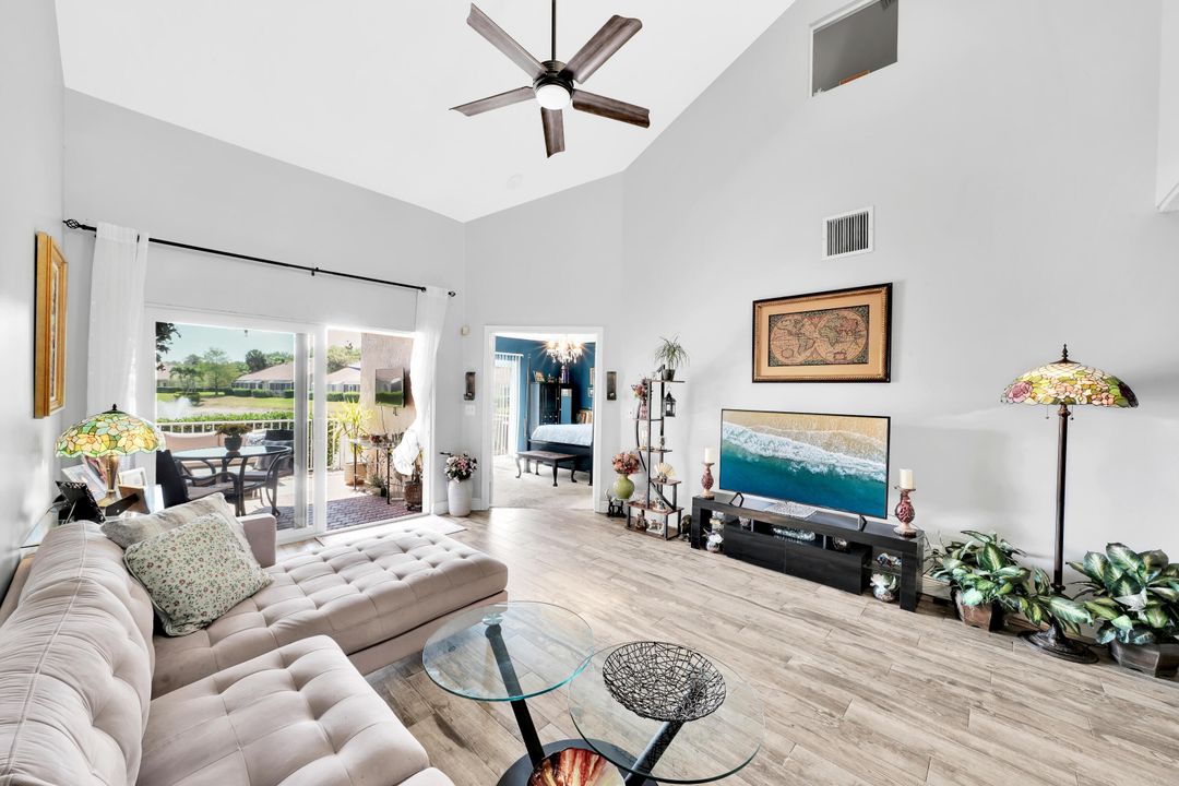 For Sale: $569,900 (3 beds, 2 baths, 1776 Square Feet)