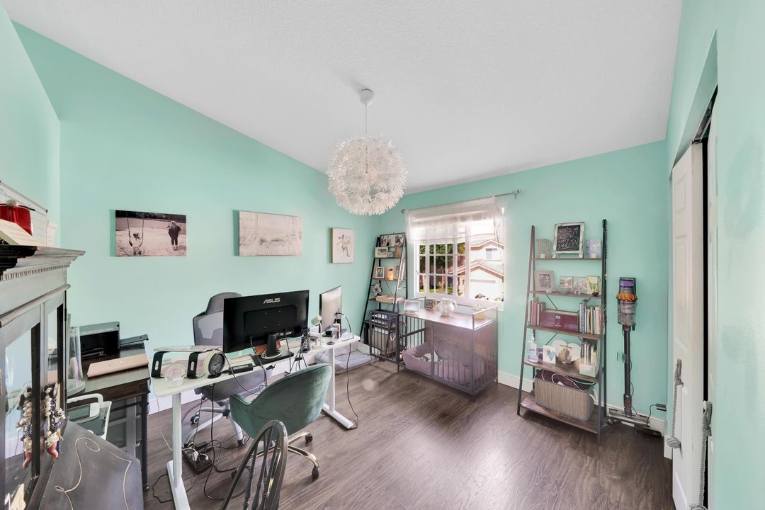 For Sale: $569,900 (3 beds, 2 baths, 1776 Square Feet)