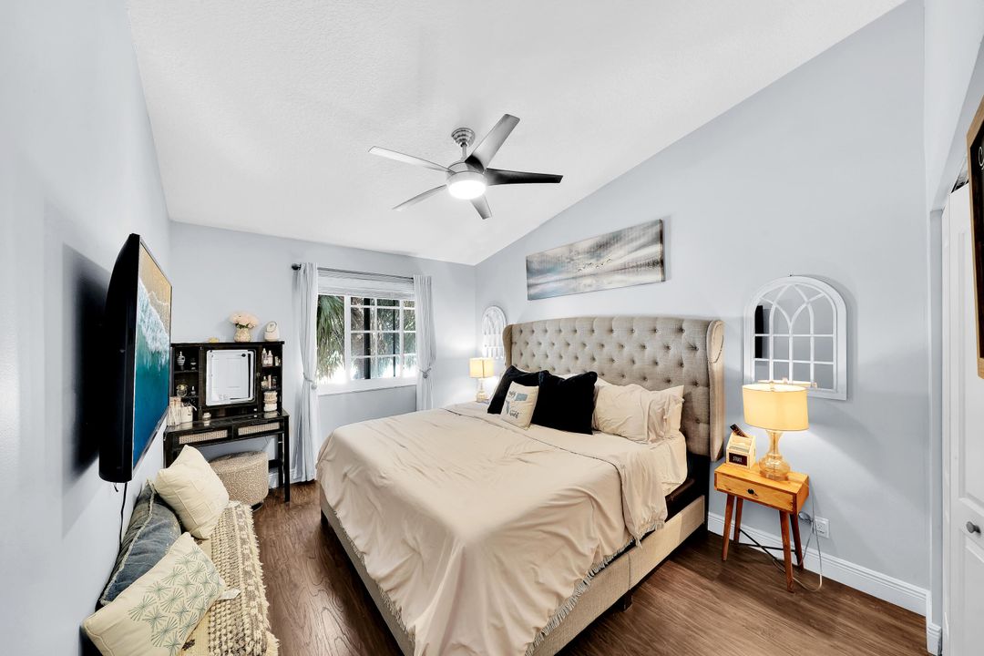 For Sale: $569,900 (3 beds, 2 baths, 1776 Square Feet)