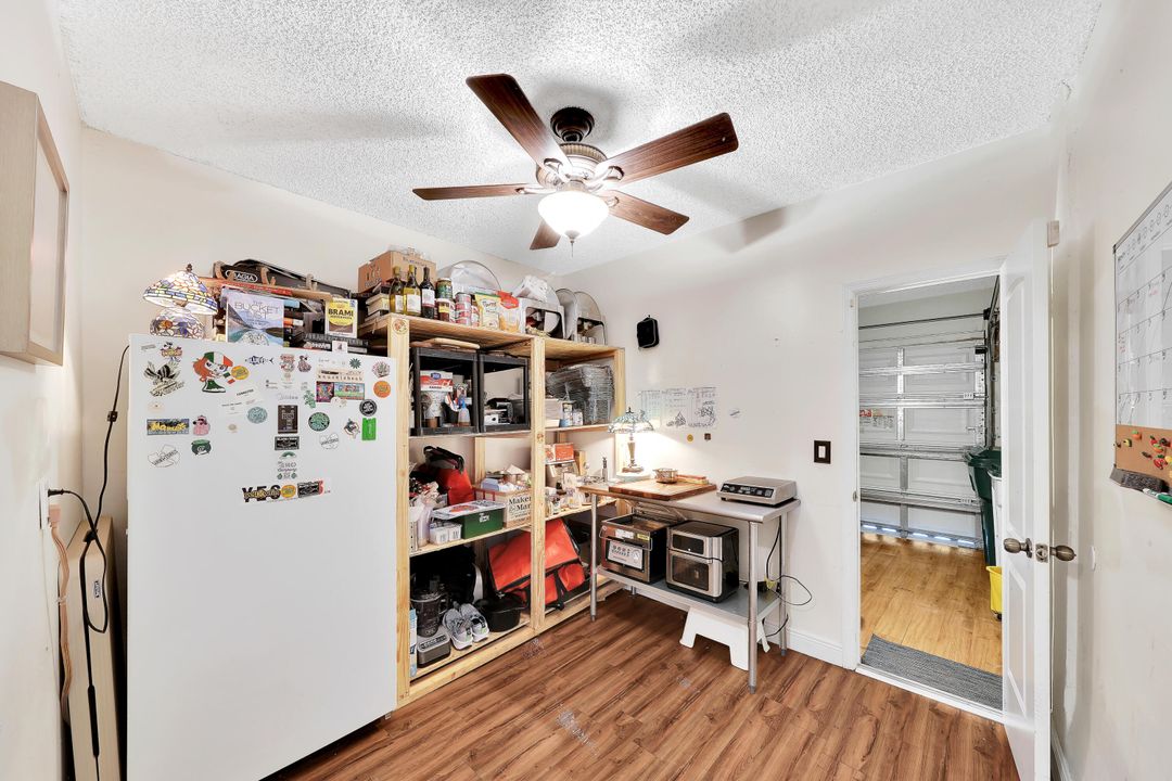 For Sale: $569,900 (3 beds, 2 baths, 1776 Square Feet)