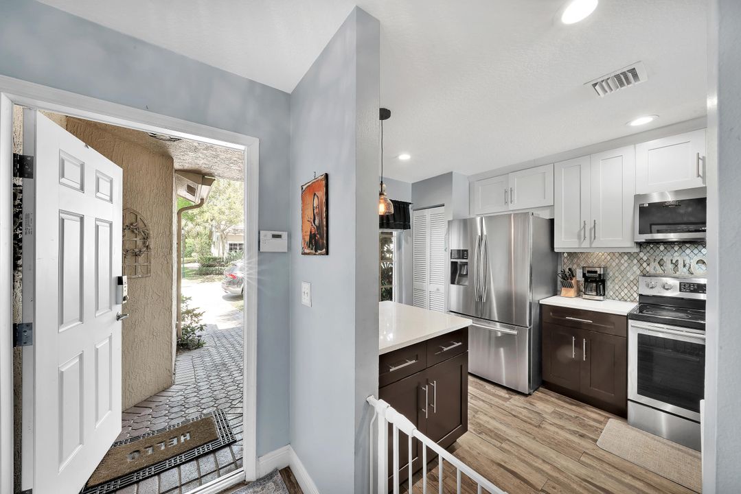 For Sale: $569,900 (3 beds, 2 baths, 1776 Square Feet)