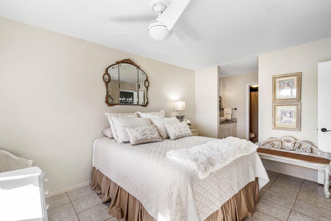 待售: $125,000 (1 贝兹, 1 浴室, 704 平方英尺)