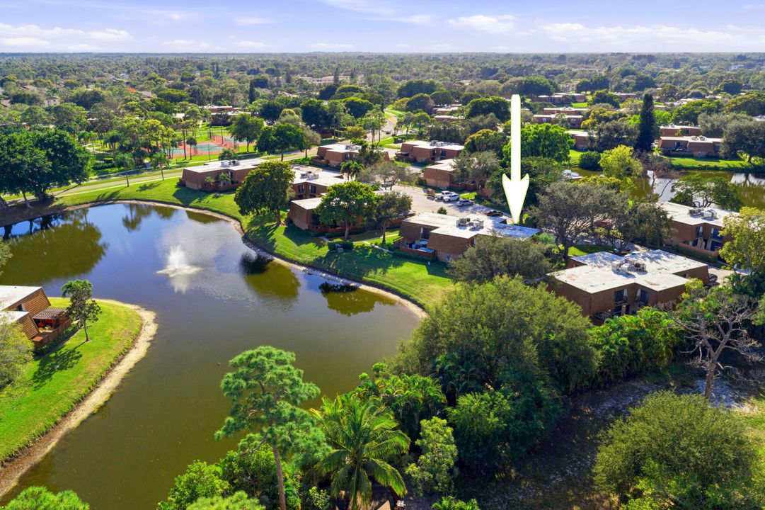 For Sale: $295,000 (3 beds, 3 baths, 1488 Square Feet)