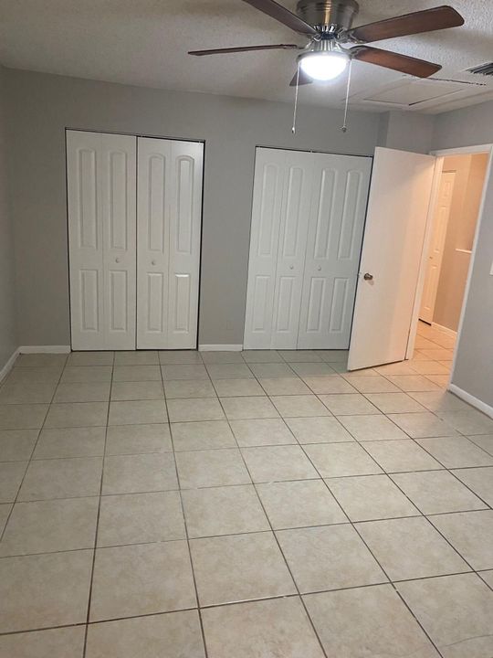 For Rent: $2,550 (3 beds, 2 baths, 1217 Square Feet)