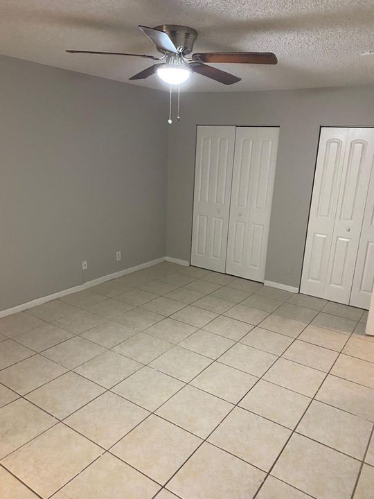 For Rent: $2,550 (3 beds, 2 baths, 1217 Square Feet)
