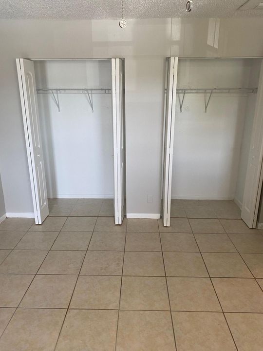 For Rent: $2,550 (3 beds, 2 baths, 1217 Square Feet)