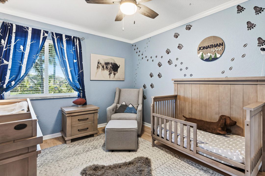 En Venta: $699,000 (4 camas, 2 baños, 2169 Pies cuadrados)