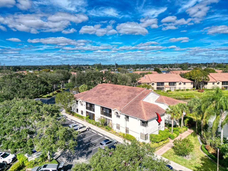 For Sale: $259,000 (3 beds, 2 baths, 1692 Square Feet)