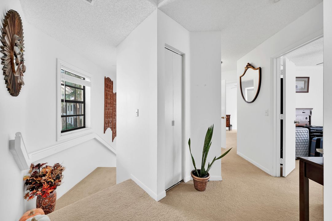 For Sale: $259,000 (3 beds, 2 baths, 1692 Square Feet)