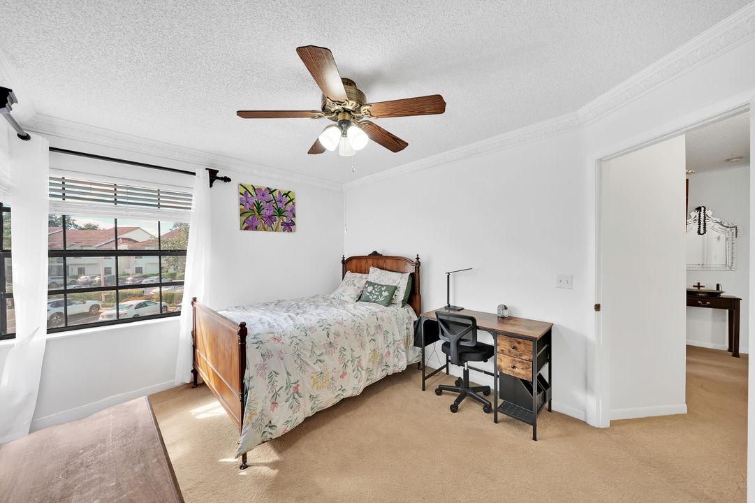 For Sale: $259,000 (3 beds, 2 baths, 1692 Square Feet)