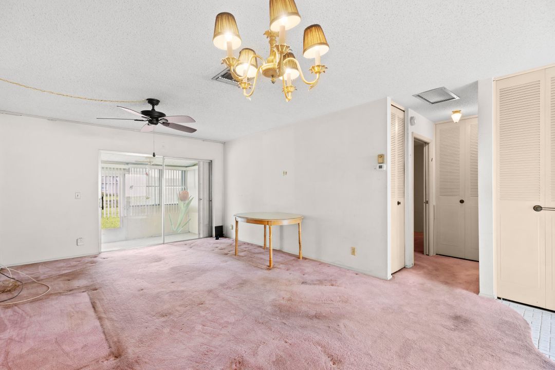 For Sale: $106,000 (1 beds, 1 baths, 662 Square Feet)