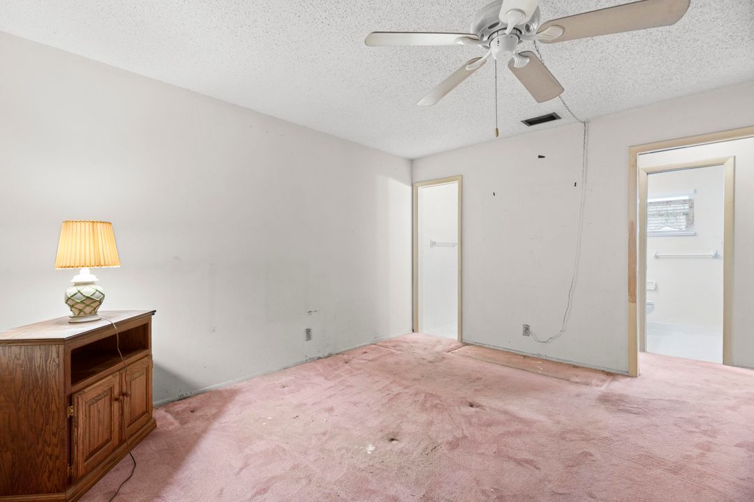 For Sale: $106,000 (1 beds, 1 baths, 662 Square Feet)