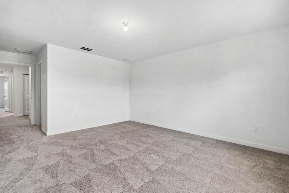 En Renta: $3,100 (3 camas, 2 baños, 1695 Pies cuadrados)