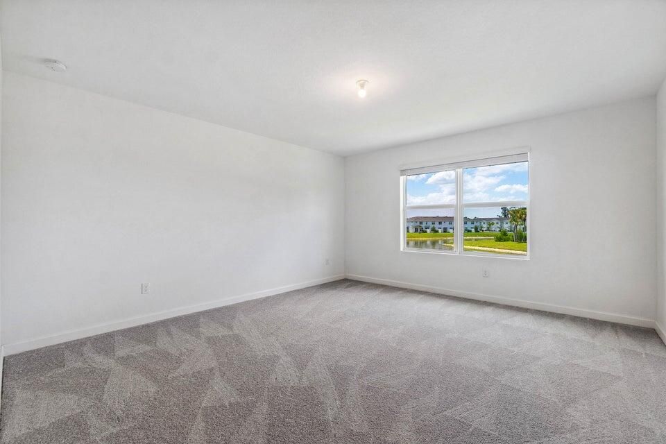 En Renta: $3,100 (3 camas, 2 baños, 1695 Pies cuadrados)