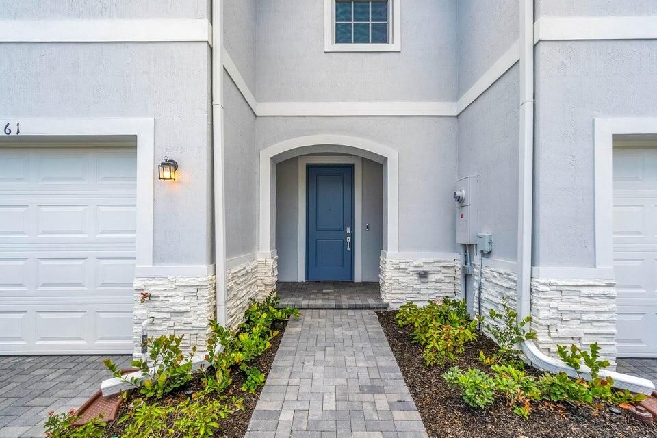 En Renta: $3,100 (3 camas, 2 baños, 1695 Pies cuadrados)