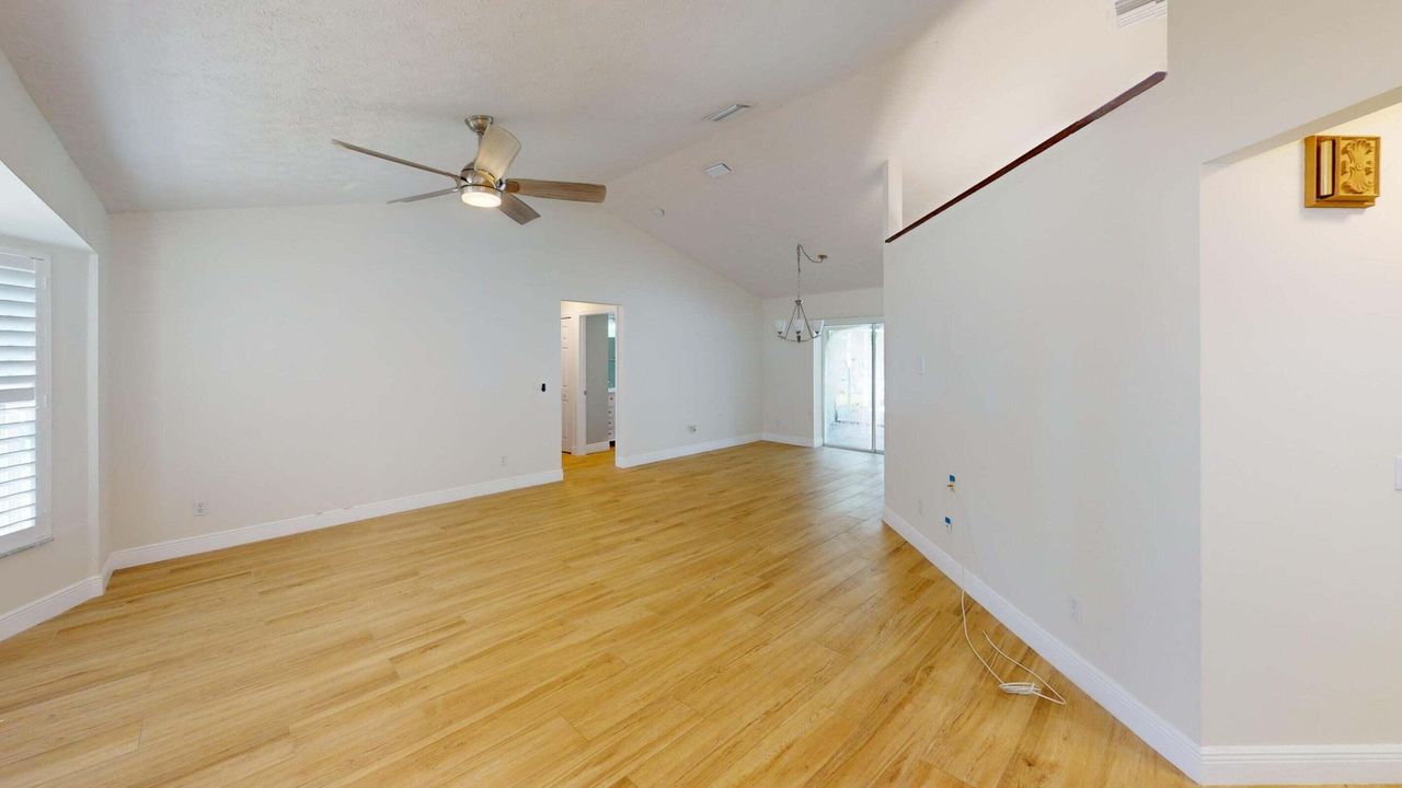 For Rent: $5,000 (3 beds, 2 baths, 1871 Square Feet)