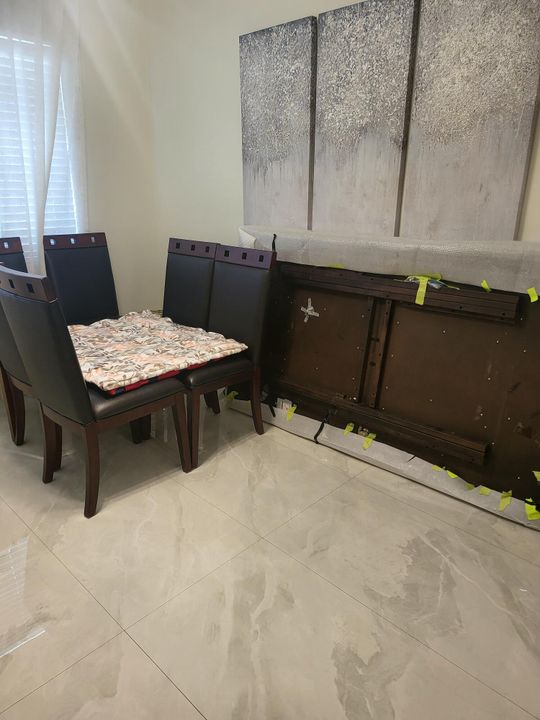 待售: $589,000 (4 贝兹, 2 浴室, 1589 平方英尺)