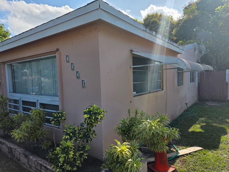 待售: $400,000 (4 贝兹, 3 浴室, 1922 平方英尺)