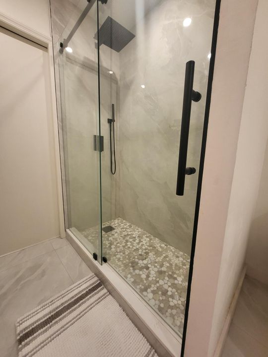 待售: $589,000 (4 贝兹, 2 浴室, 1589 平方英尺)