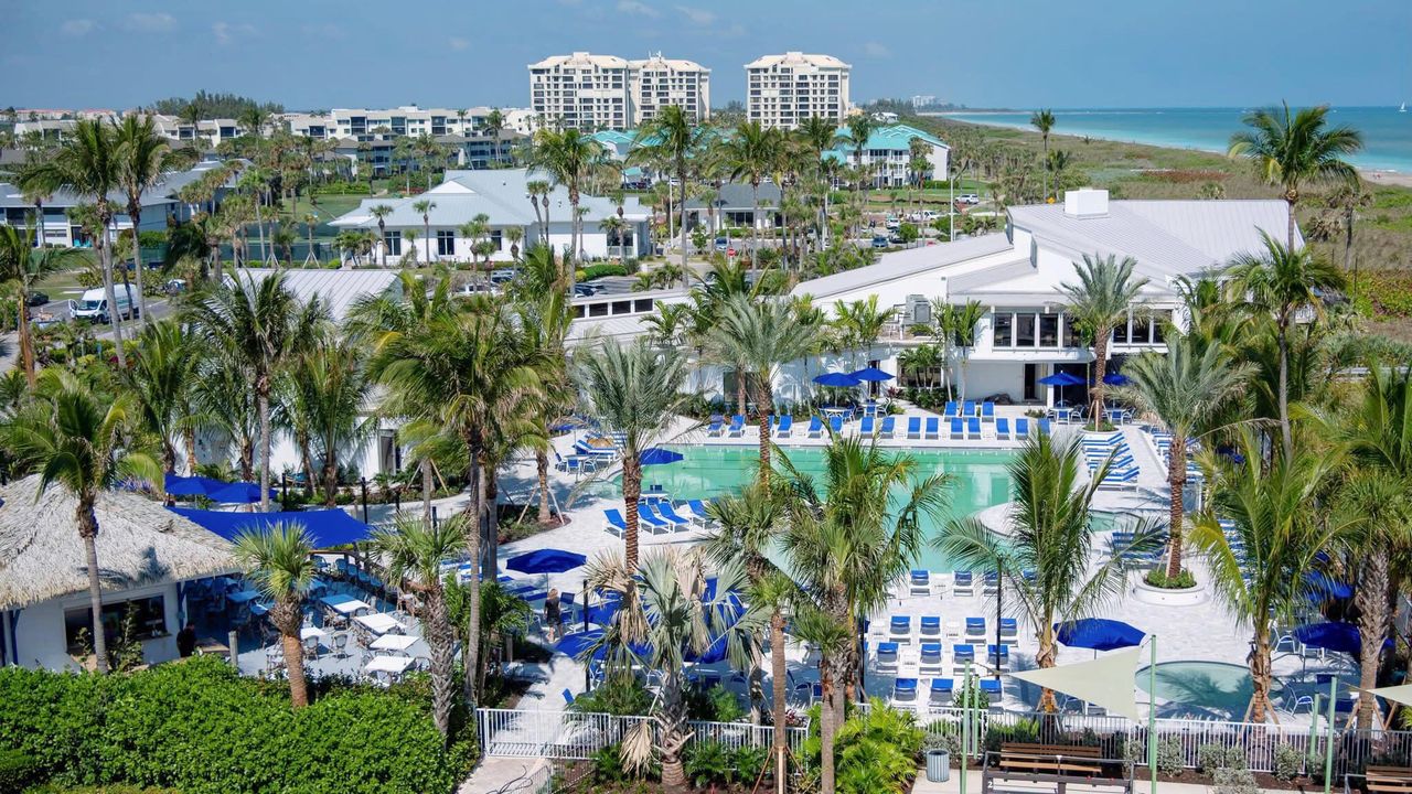 For Sale: $259,000 (2 beds, 2 baths, 1184 Square Feet)