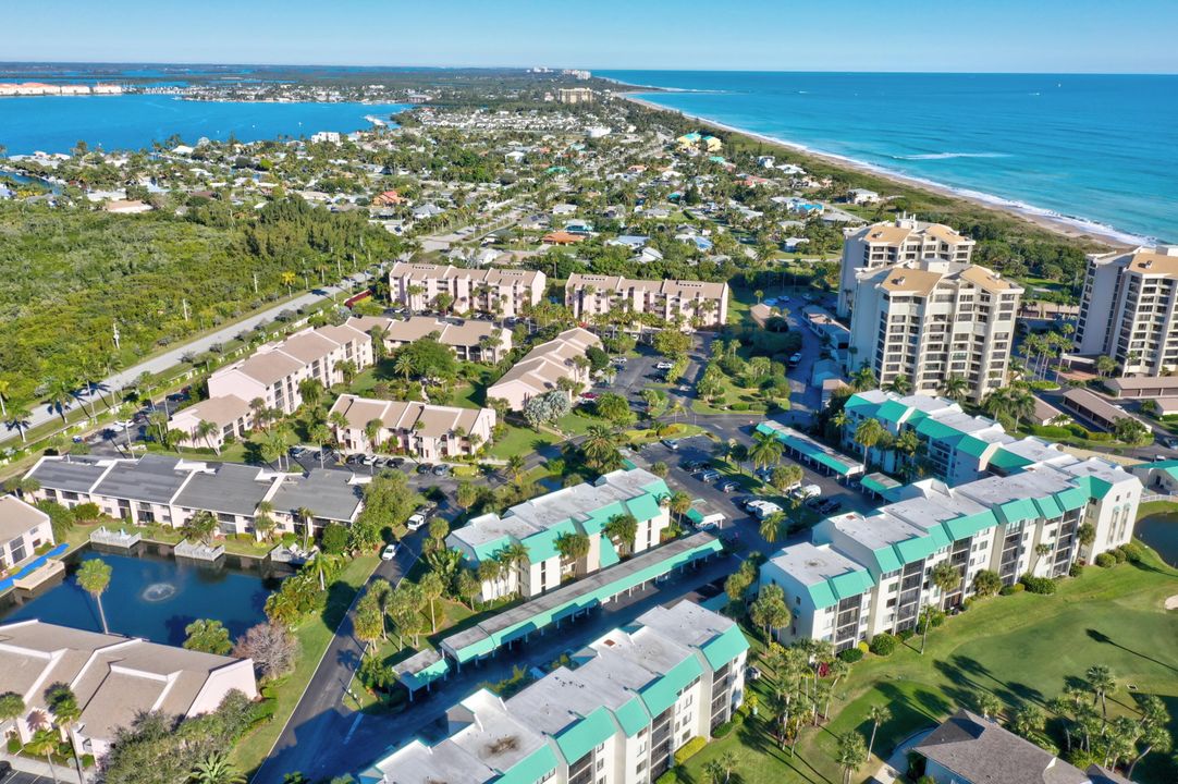 For Sale: $259,000 (2 beds, 2 baths, 1184 Square Feet)