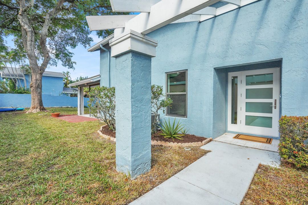 En Renta: $3,750 (3 camas, 2 baños, 1678 Pies cuadrados)