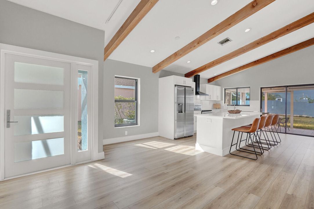 En Renta: $3,750 (3 camas, 2 baños, 1678 Pies cuadrados)