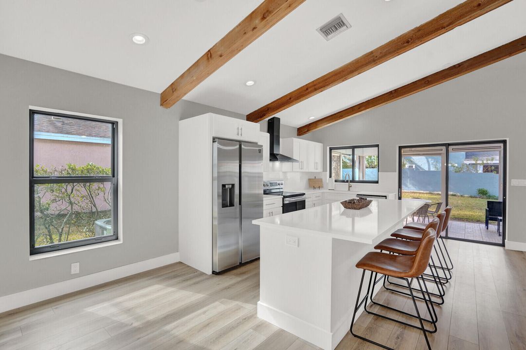 En Renta: $3,750 (3 camas, 2 baños, 1678 Pies cuadrados)