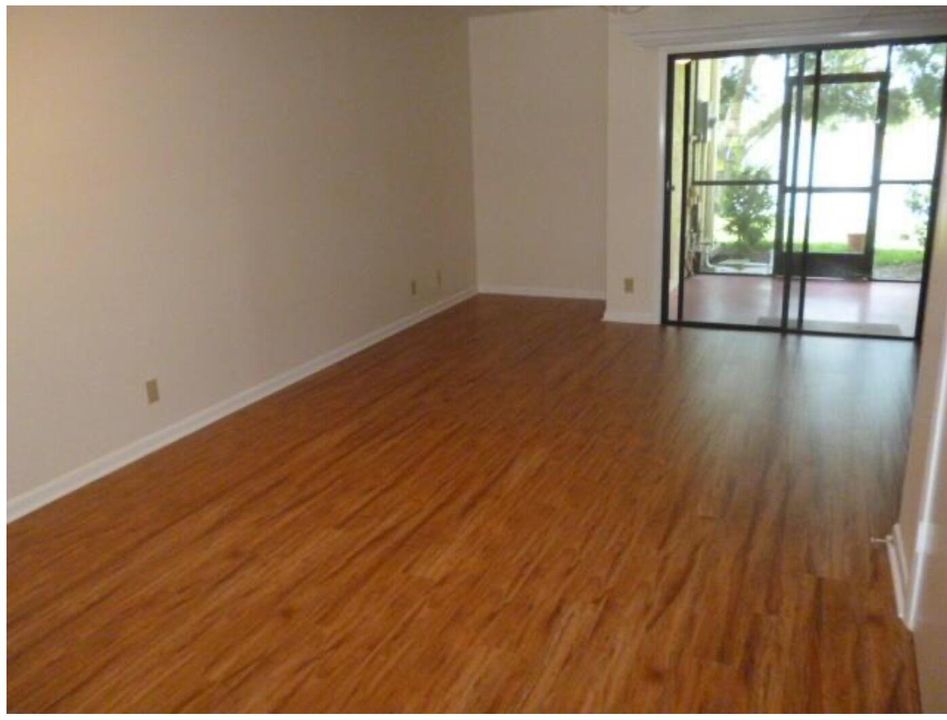 For Rent: $2,150 (2 beds, 1 baths, 5244 Square Feet)