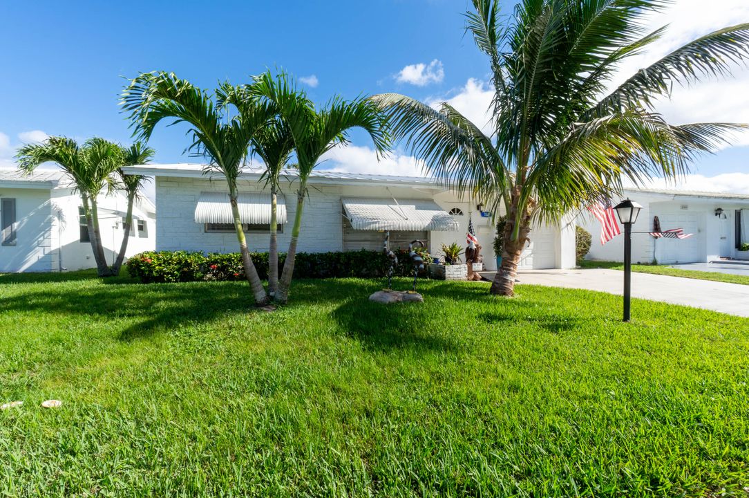 待售: $279,900 (2 贝兹, 2 浴室, 1168 平方英尺)